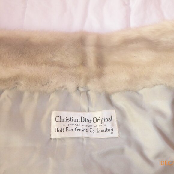 Christian Dior Original  Blonde Mink Fur Wrap from Holt Renfrew - Stunning - Picture 4 of 16